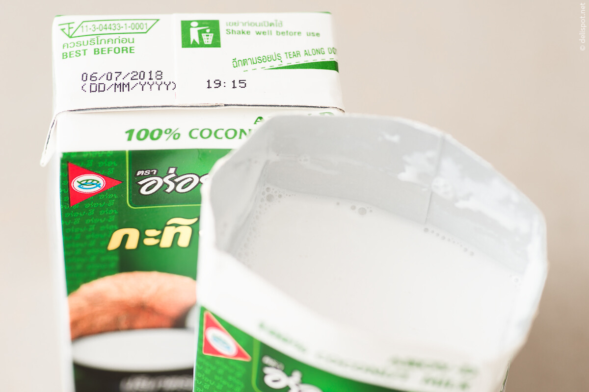 Thailändische Kokosmilch im Tetra-Pack