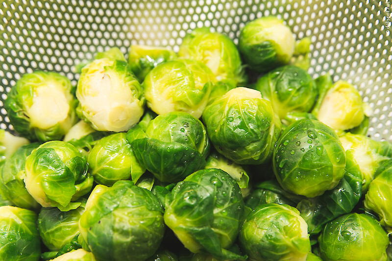 Intensives Grün: Rosenkohl, blanchiert und mit kaltem Wasser abgeschreckt